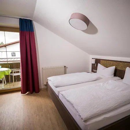 Chiemgauer Seenglueck Apartment Obing